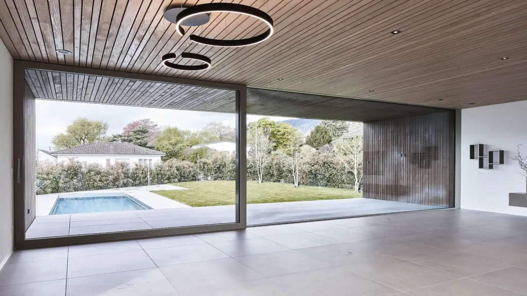 پنجره آلومینیومی