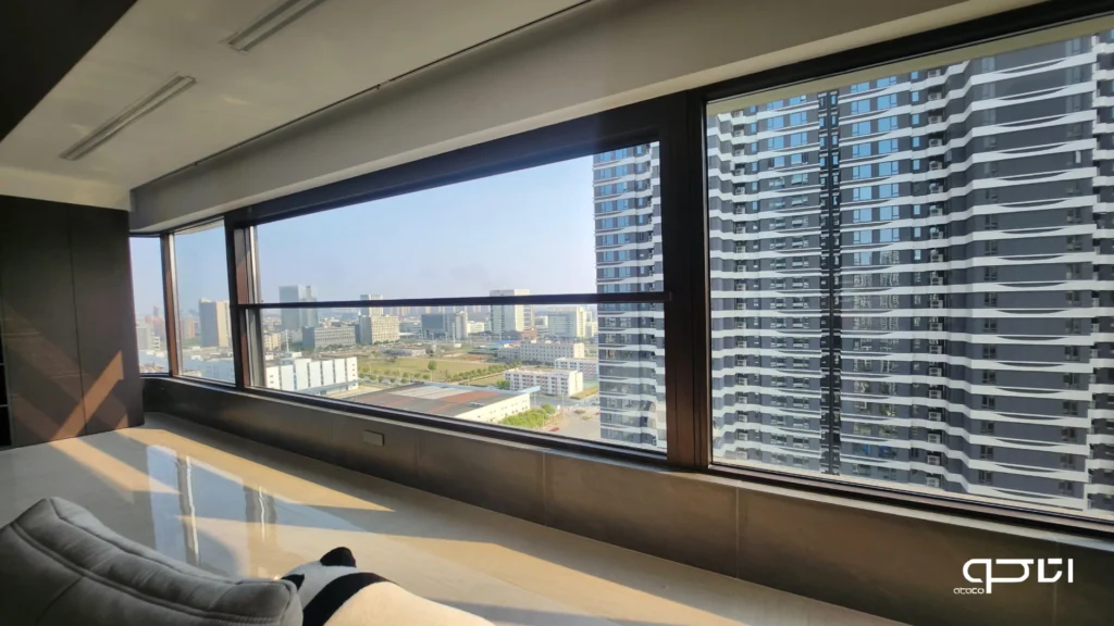 معایب پنجره گیوتینی