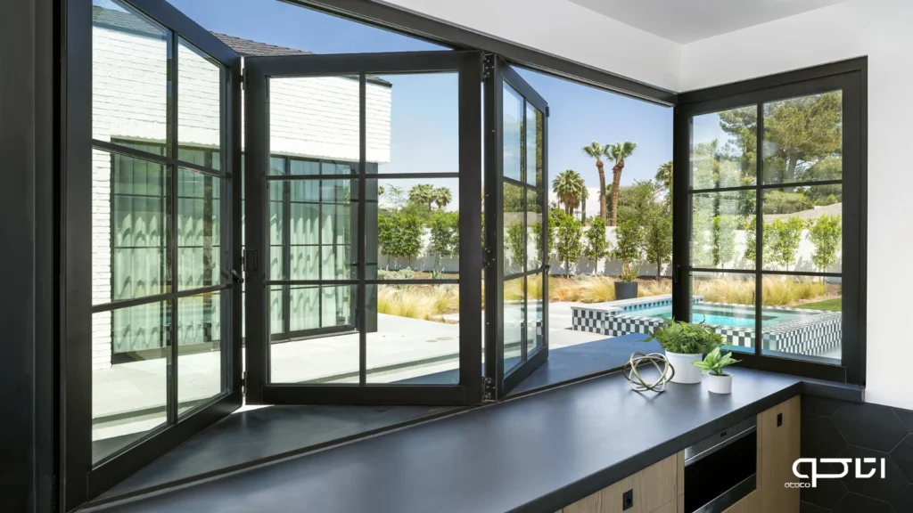 پنجره آکاردئونی بالکن