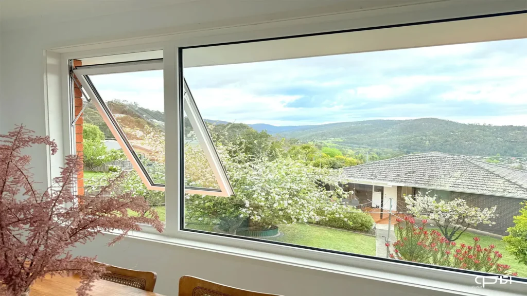 کاربرد پنجره دوجداره سایبانی